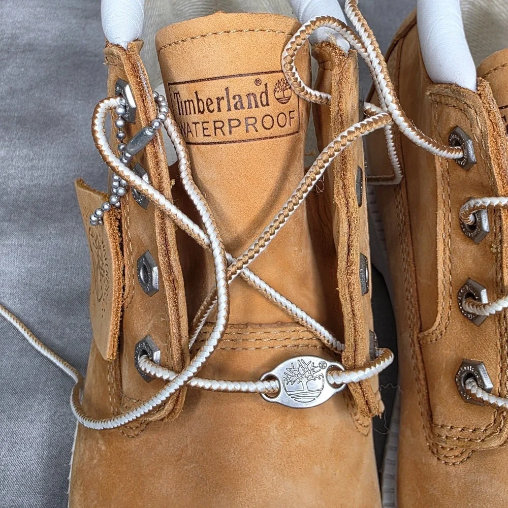 Timberland Nellie Chukka Boots Waterproof #23346 Wheat Womens Sz 6.5 *READ